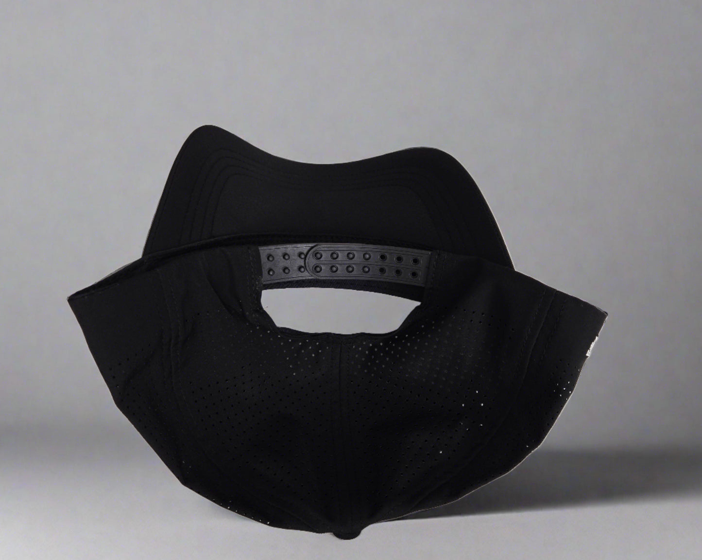 Nasser Performance Snapback